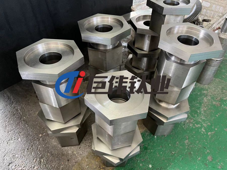 TA2鈦合金異形件 TA2鈦合金異形件